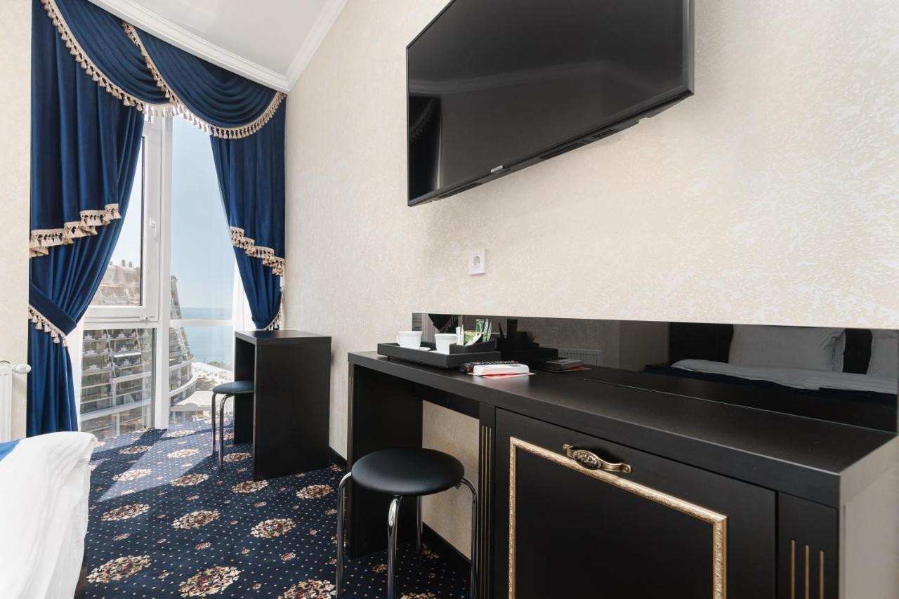 Apart Hotel D'Monica Odesa Exterior photo