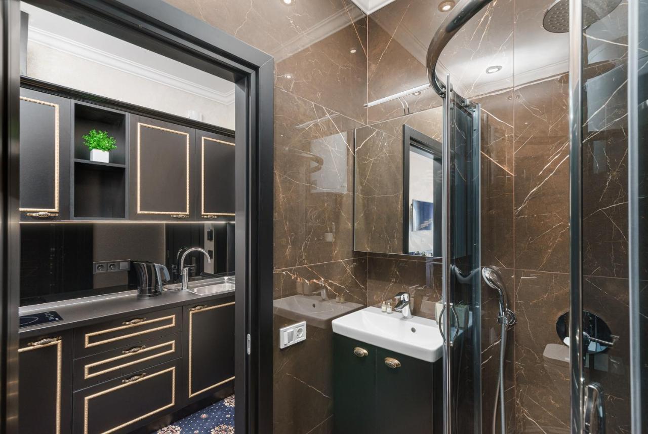 Apart Hotel D'Monica Odesa Exterior photo