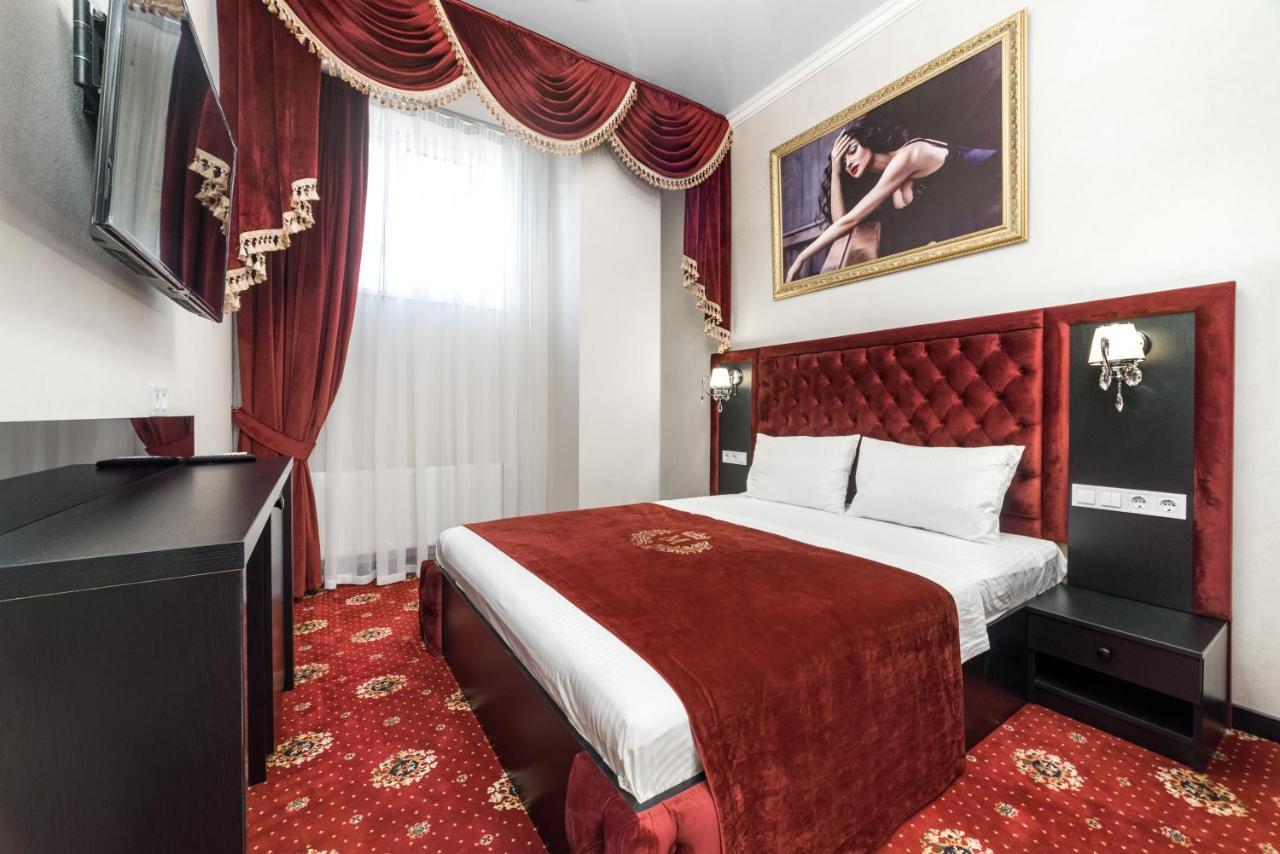 Apart Hotel D'Monica Odesa Exterior photo