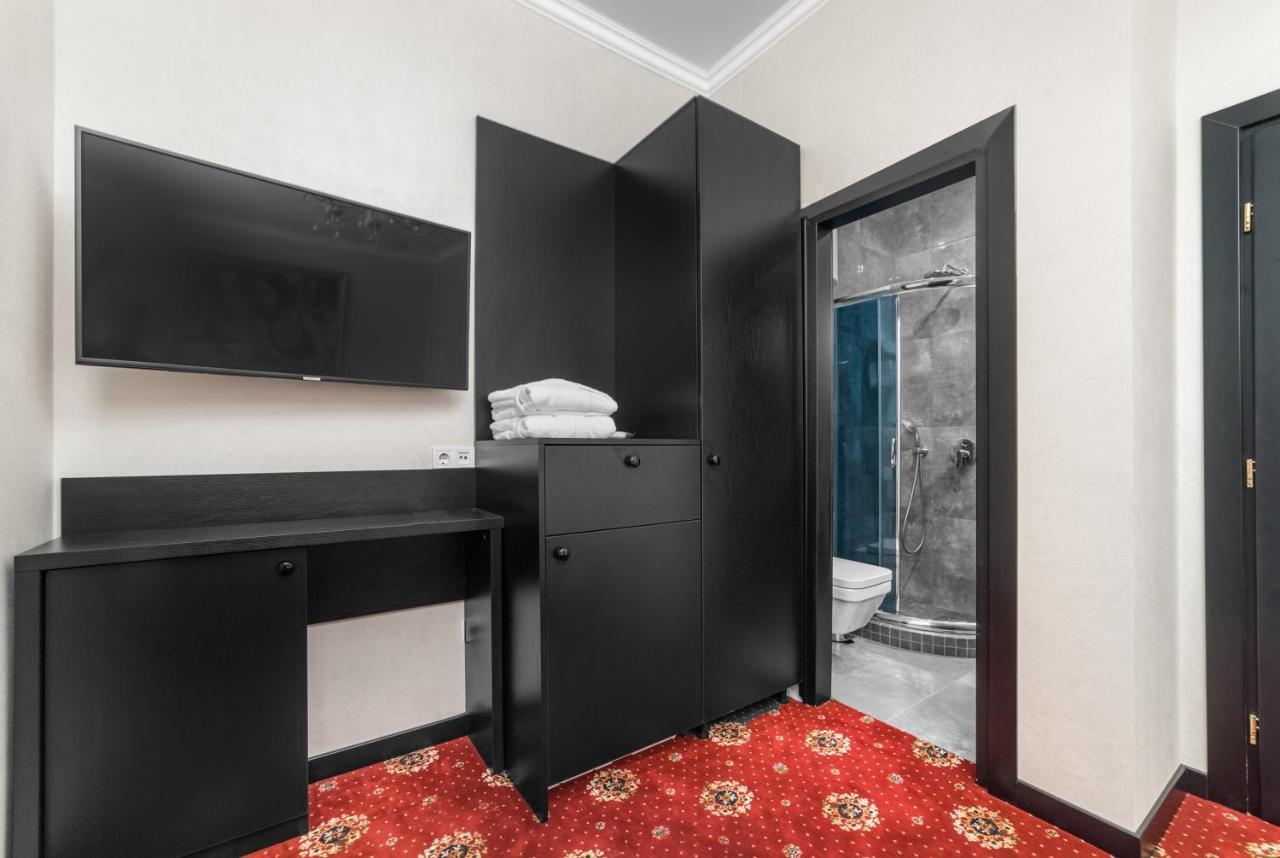 Apart Hotel D'Monica Odesa Exterior photo