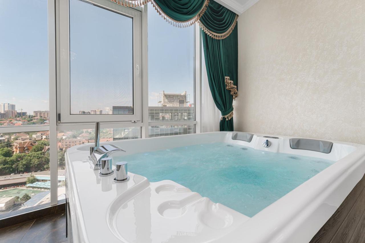Apart Hotel D'Monica Odesa Exterior photo